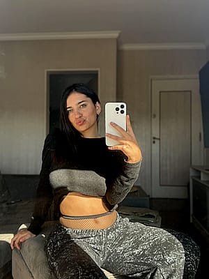 These pants are so comfortable i love this one'