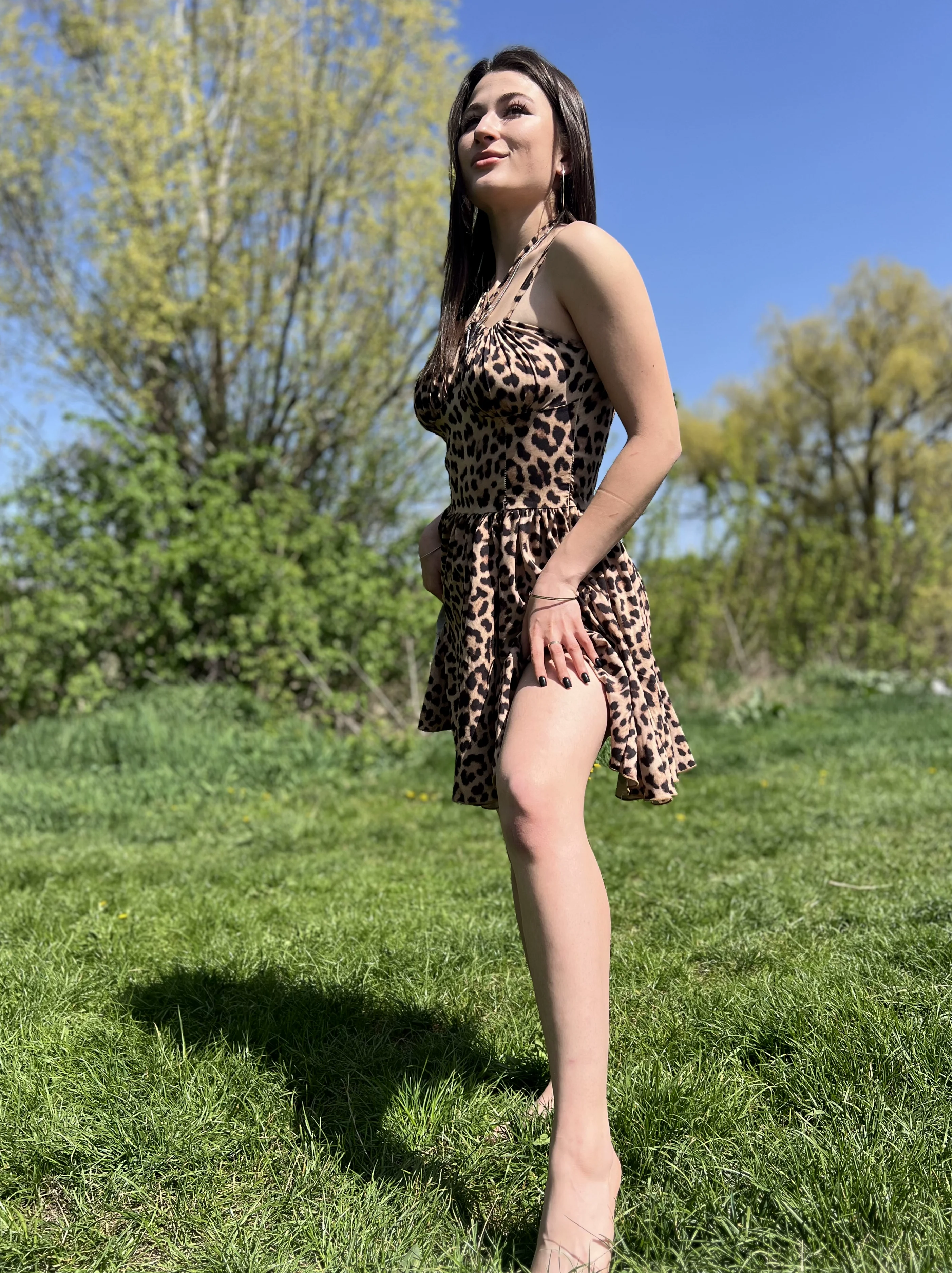 He told me I looked expensive. Do you agree, or should I try harder? 😏 picture 1 of 1