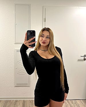Trying to be your mom’s favorite'