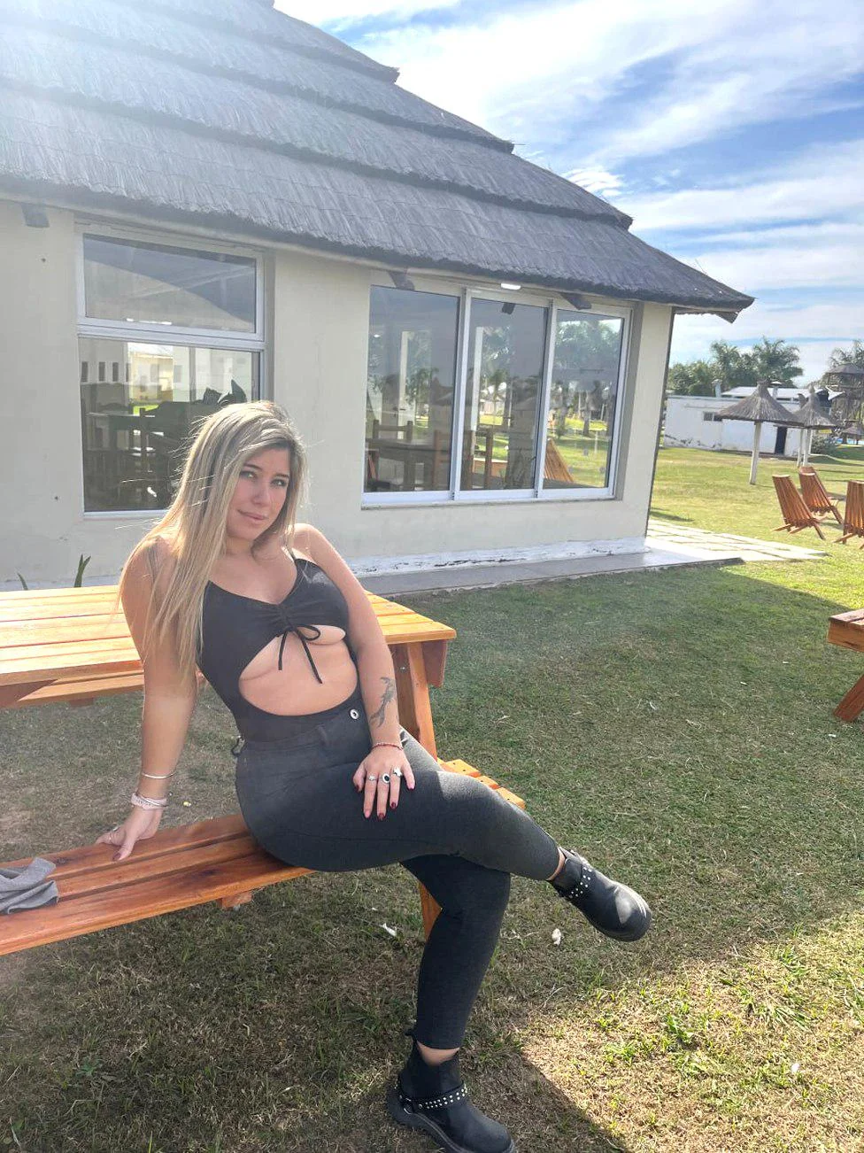 Care to join me for a playful little date? picture 1 of 1