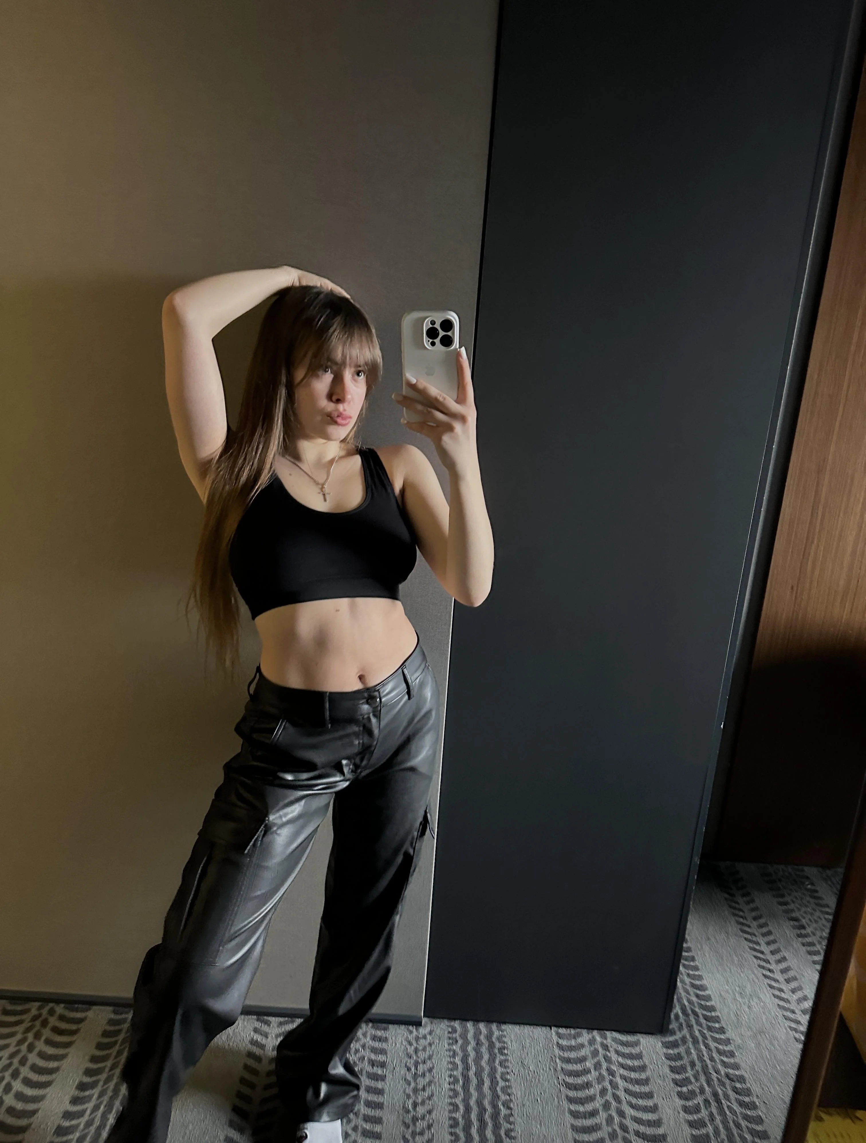 one of the options for a quick outfit for a walk with the girls picture 1 of 1