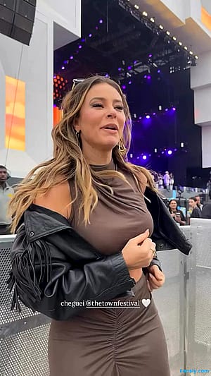 Paolla Oliveira (@paollaoliveirareal)