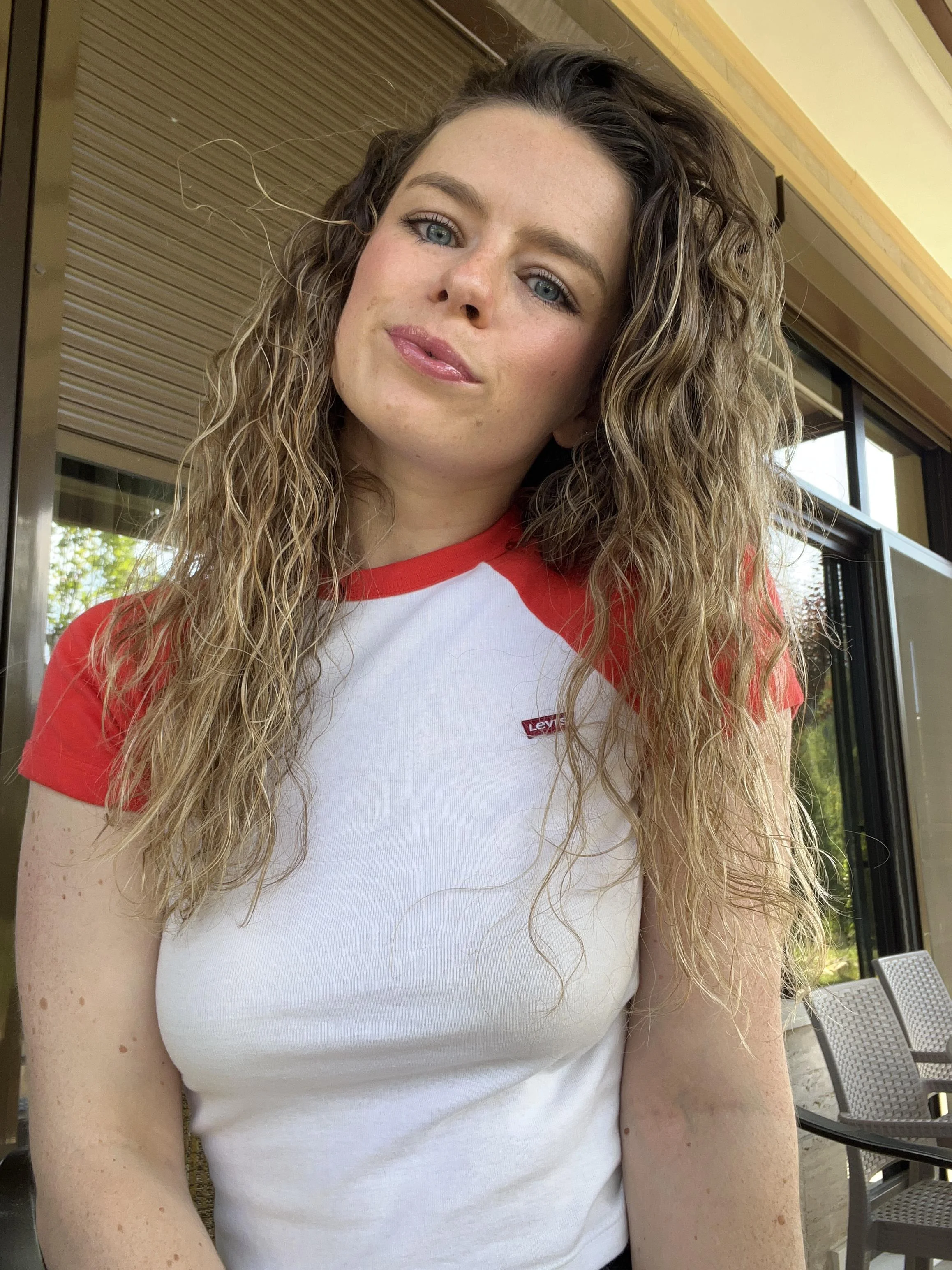 Feeling really cute today 🙈 picture 1 of 1