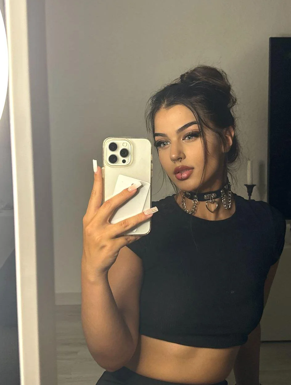 All dolled up hehe ^^ picture 1 of 1