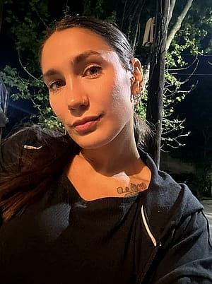 I look naturally classy and beautiful without any makeup.'