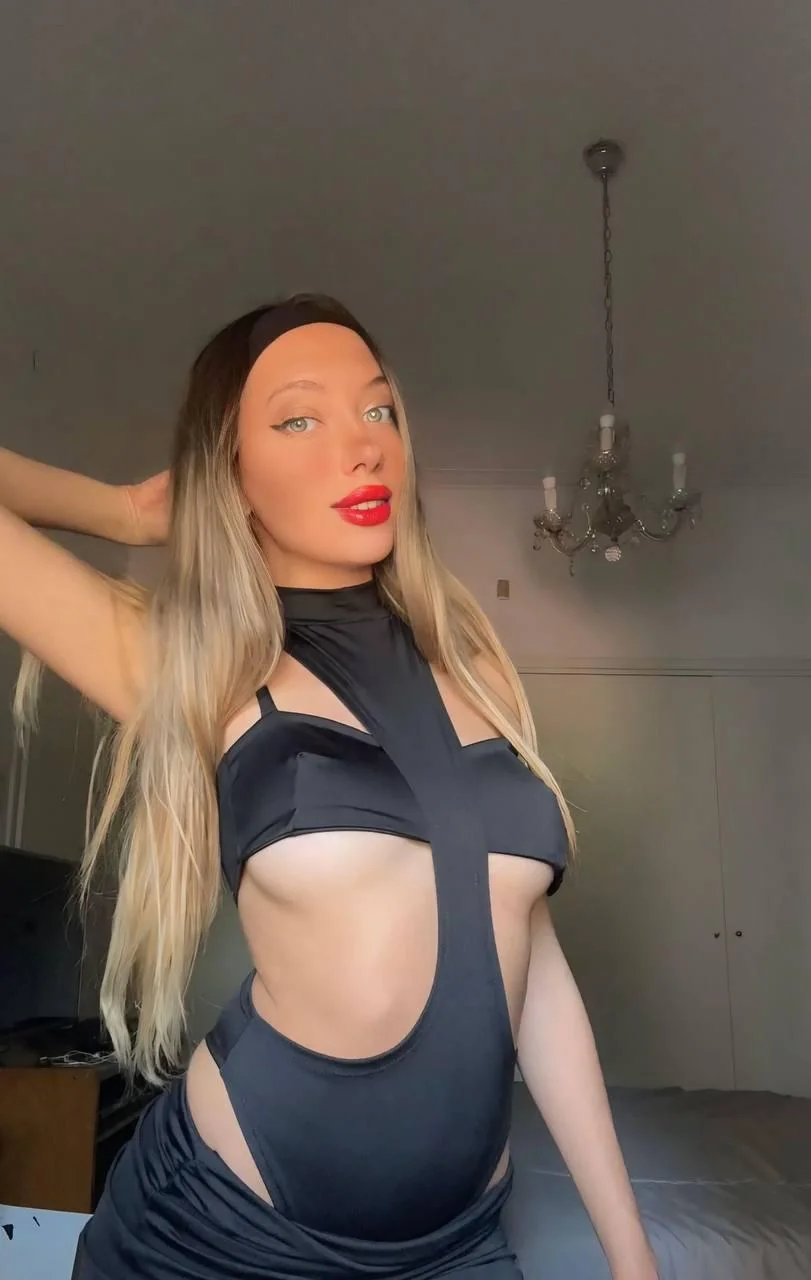 you think im hot? picture 1 of 1