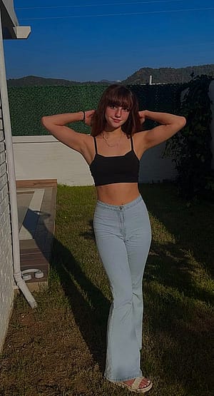 f18 am i hot? be honest'