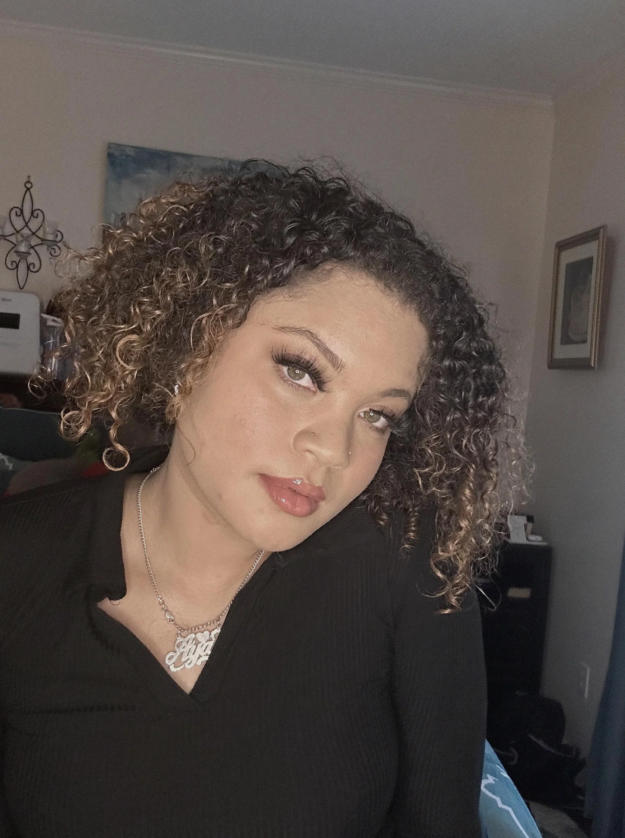 Ready in my room to do some studying picture 1 of 1