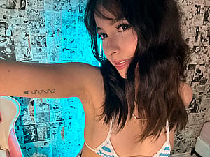 Am I beautiful for an 18 yo'