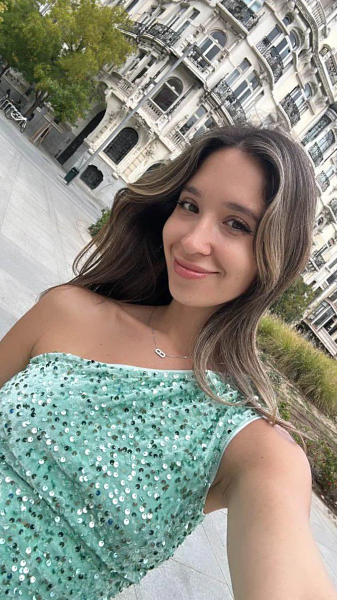 Am I attractive? picture 1 of 1