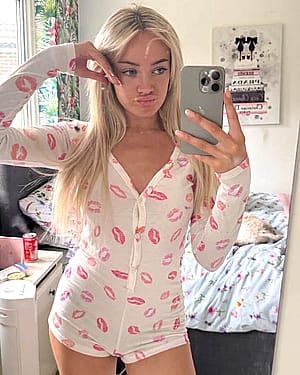 Do I look sexy in this?'