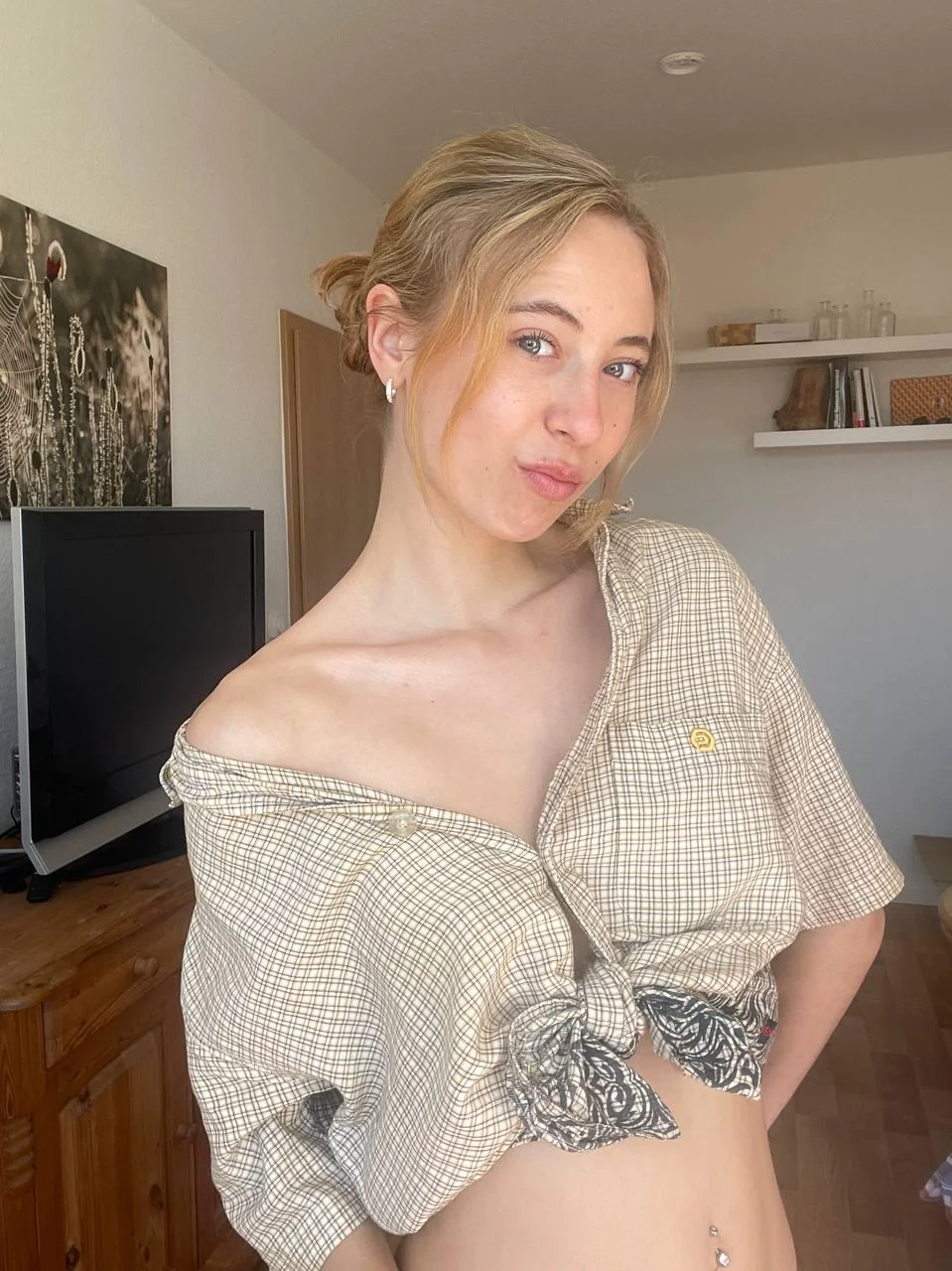 Am I gorgeous enough? <3 picture 1 of 1