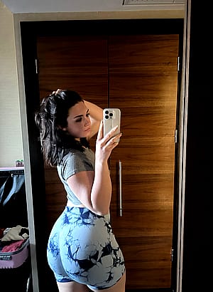 Do I look sexy?'