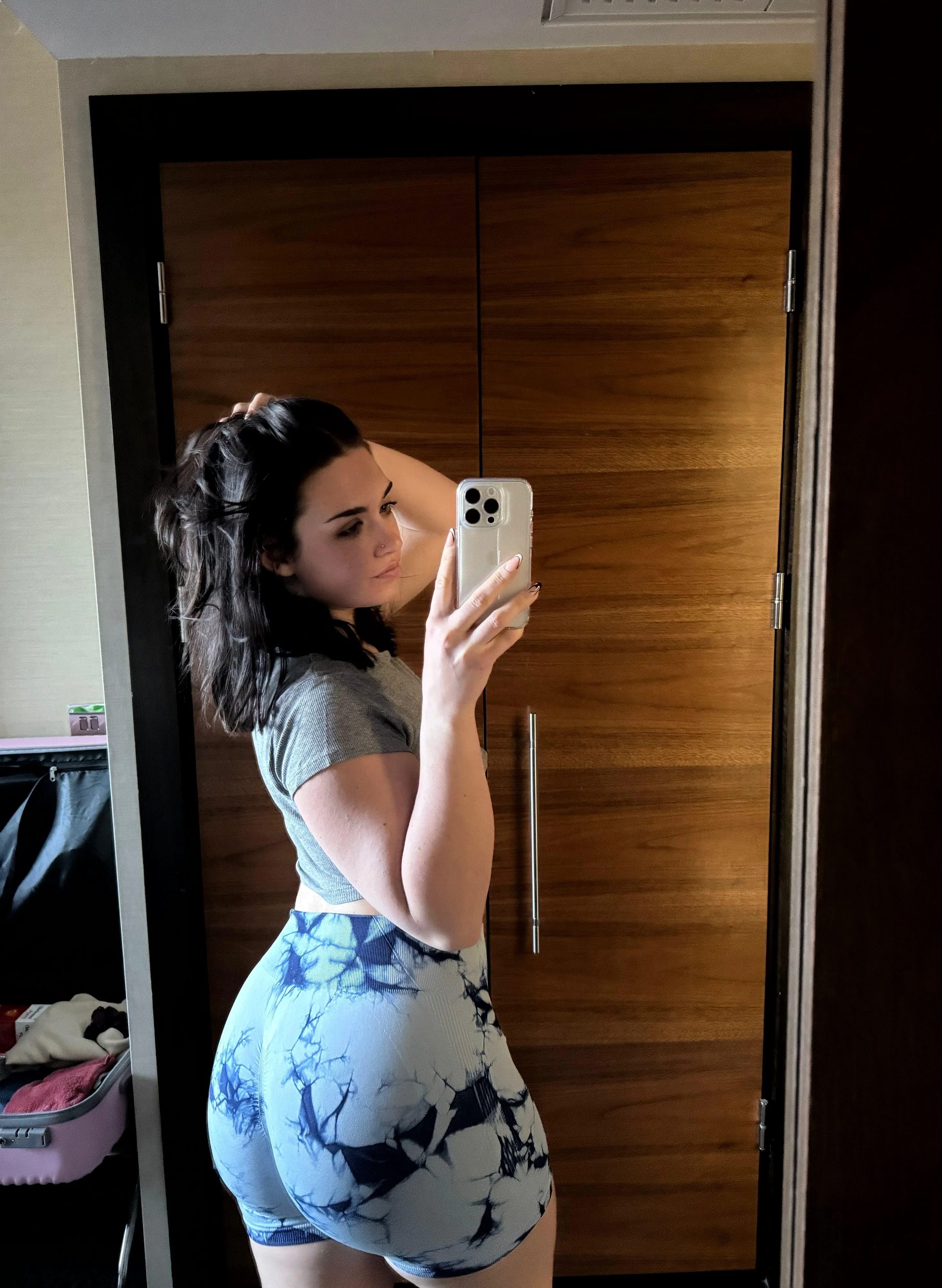 Do I look sexy? picture 1 of 1