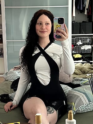 Am I hot for a 21 year old ? F21'