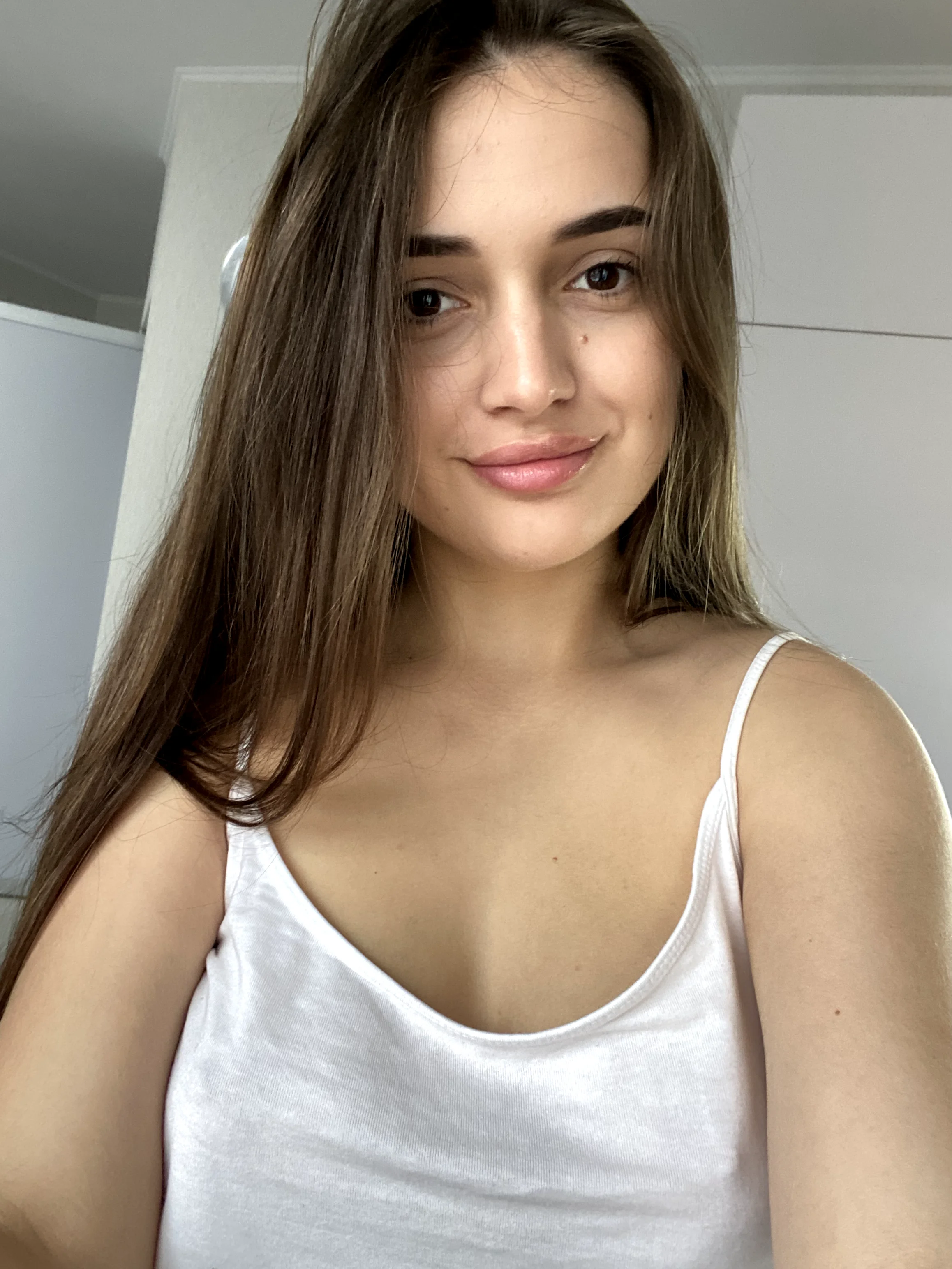 I feel great without makeup picture 1 of 1