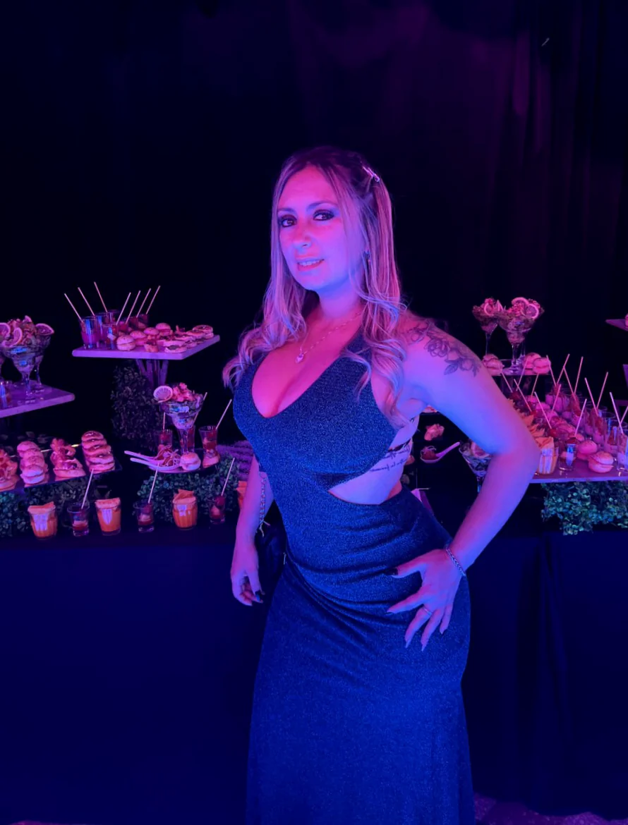 I feel really classy in this dress. picture 1 of 1