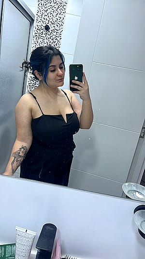 Would you date me?'