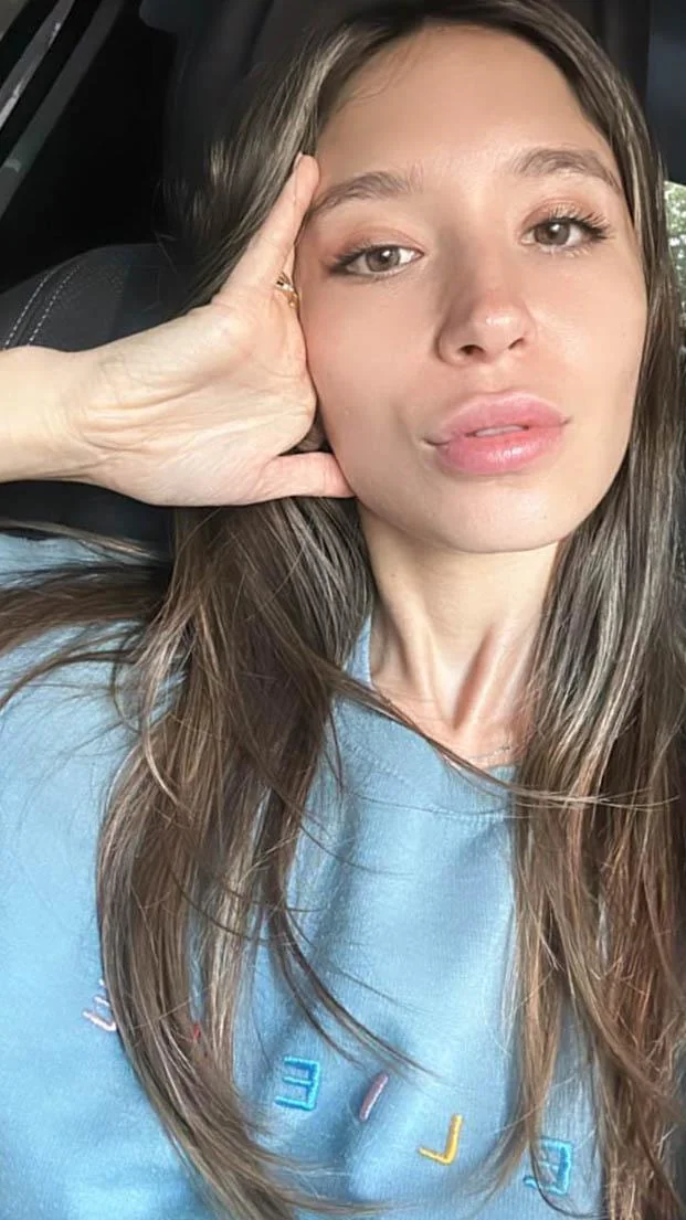 are you into natural chicks? picture 1 of 1