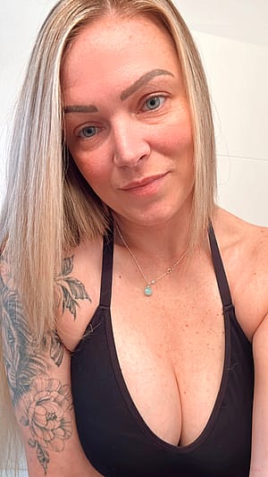 Tease you a little? Or a lot? You decide. 😘'