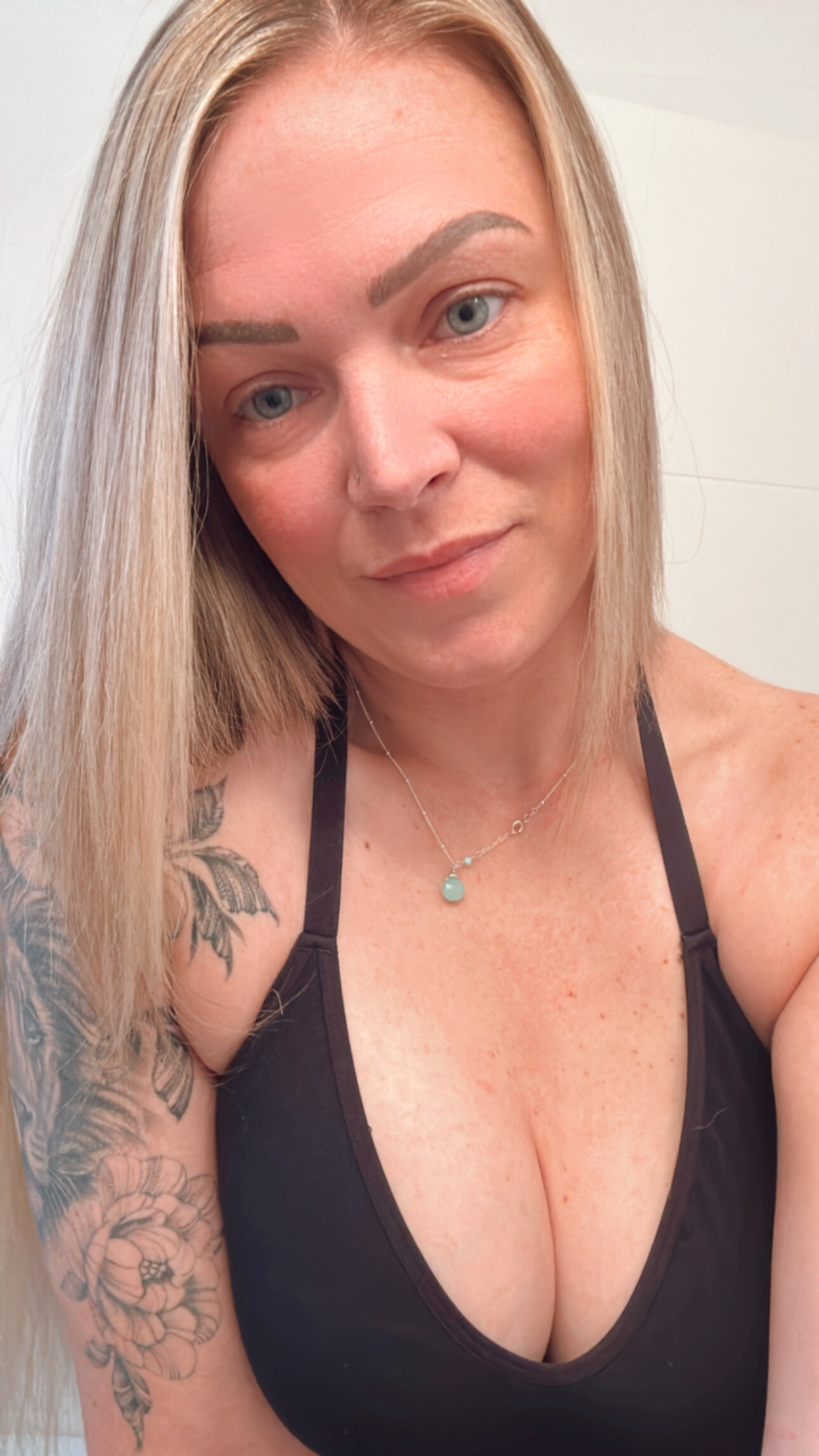 Tease you a little? Or a lot? You decide. 😘 picture 1 of 1