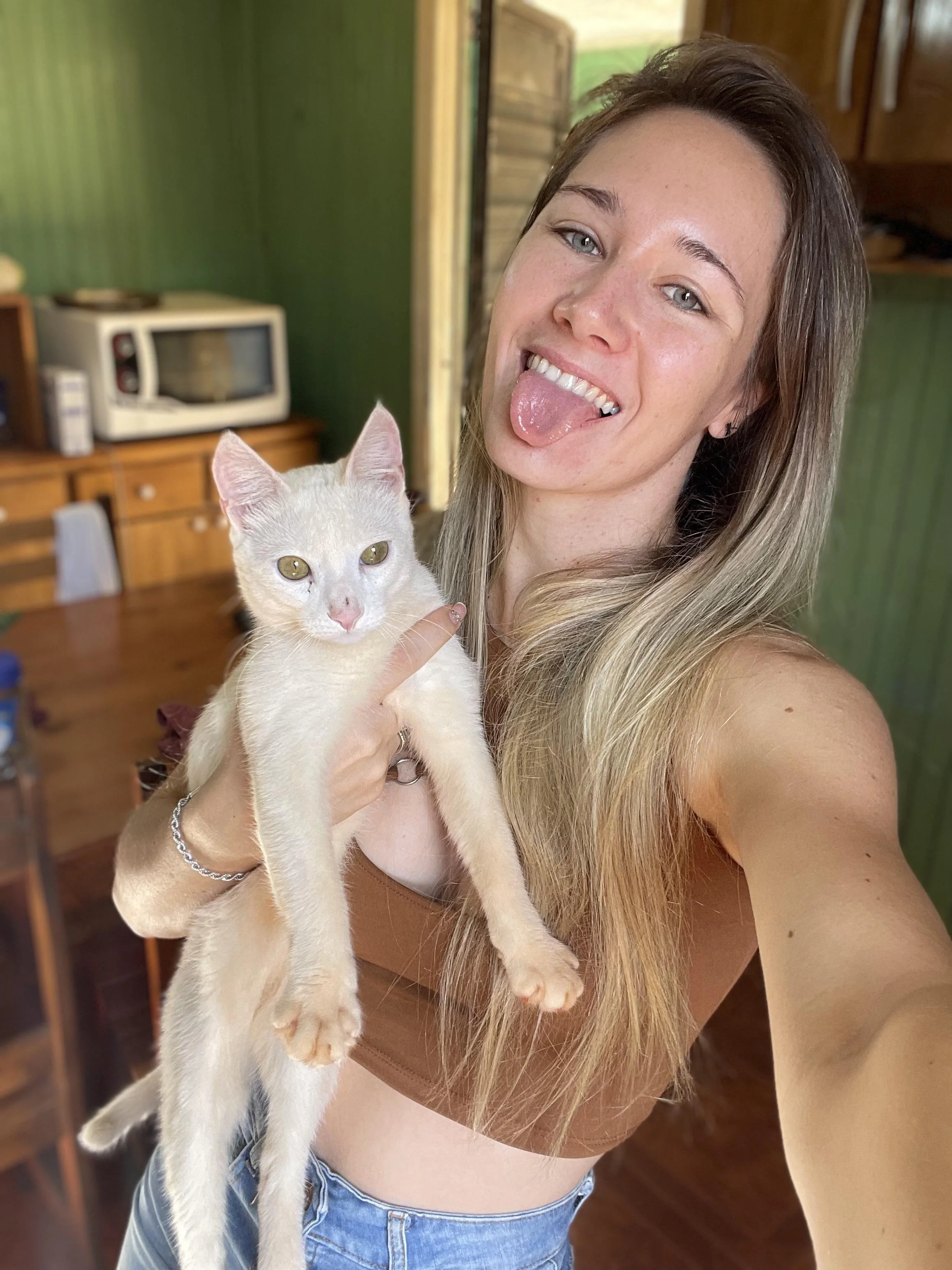 me and my little friend being happy in the morning picture 1 of 1