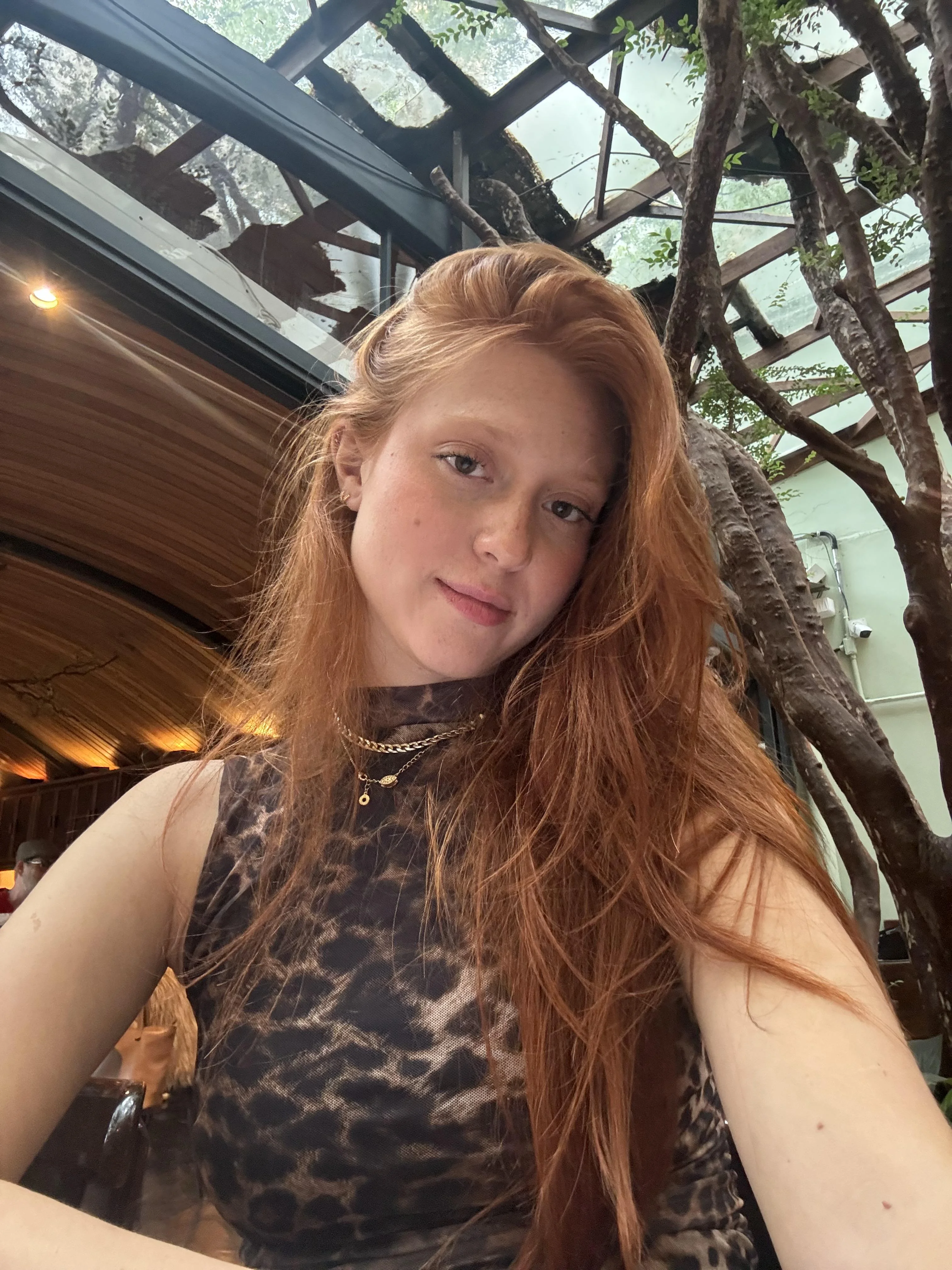 Do you think I am hot ? picture 1 of 1