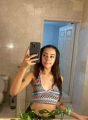 Be honest, Am I hot? 19F'