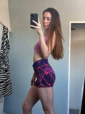 Do you see me hot or not?'