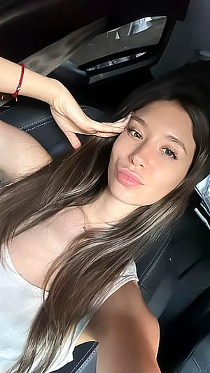 you think im sexy without makeup?'