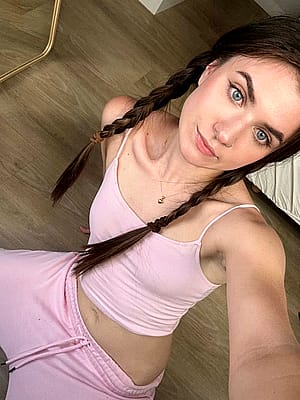 Come hangout with me!! :b'