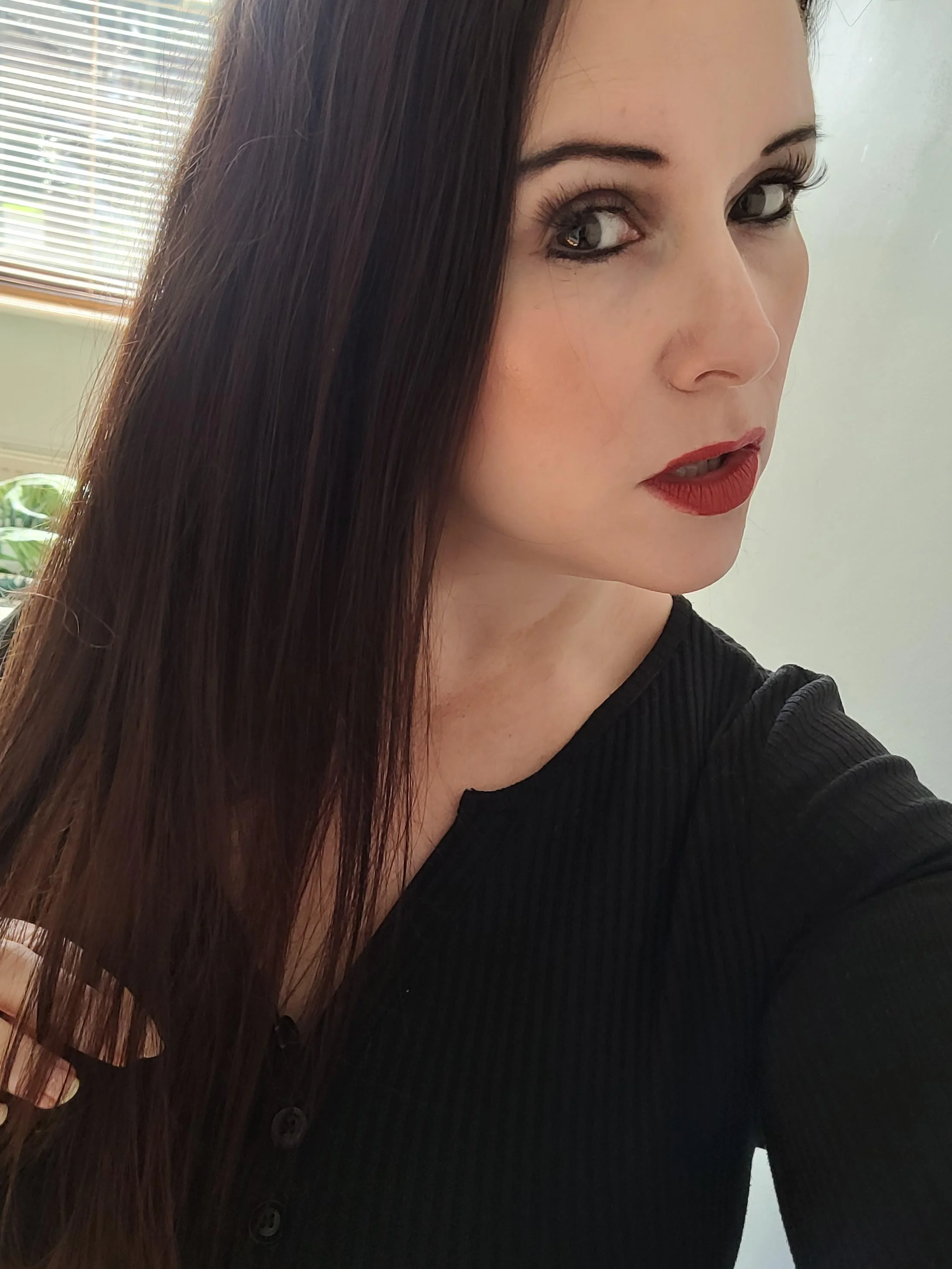 Red lip and black ensemble picture 1 of 1