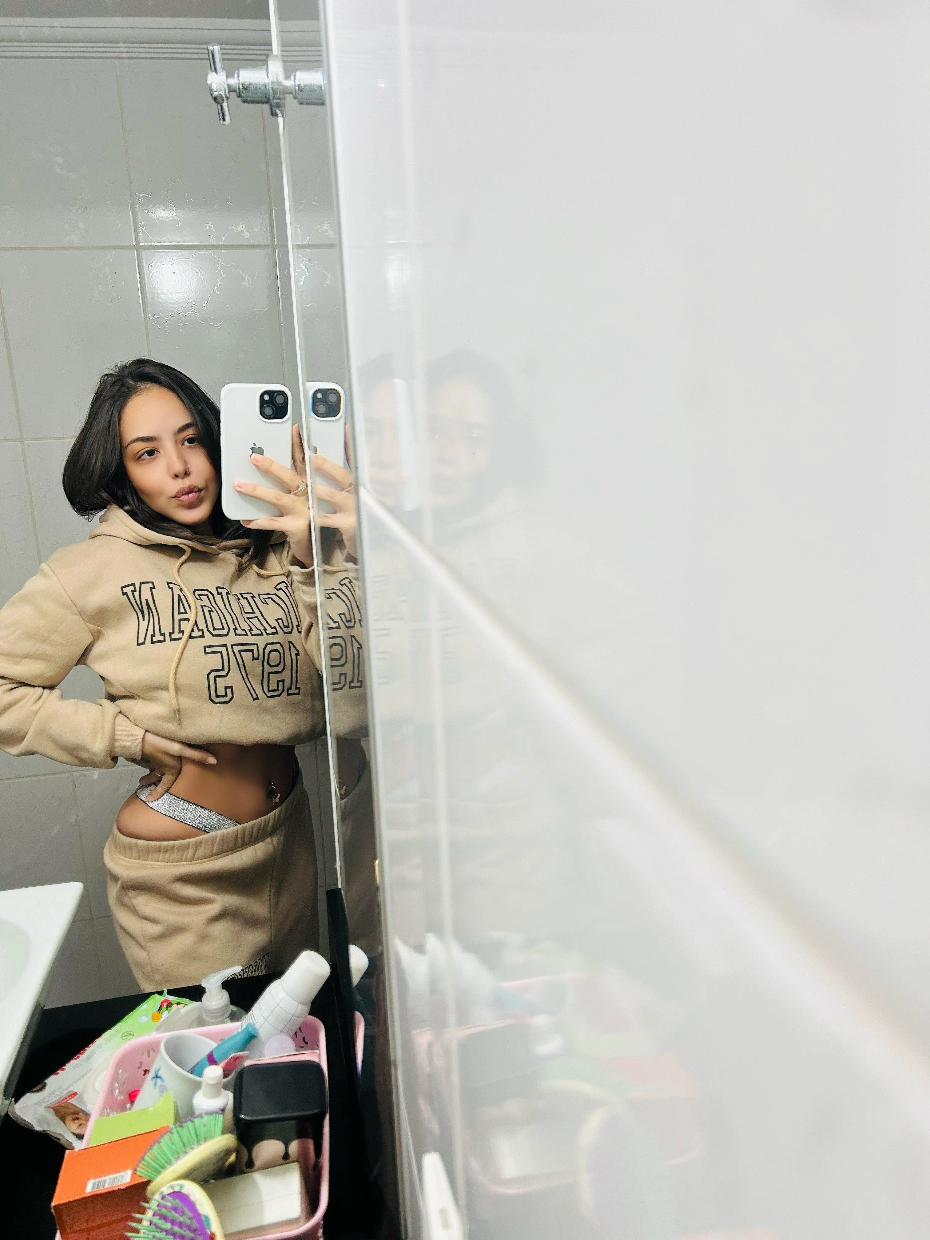 Would you accept 18yo latina taking pics in the mirror before going to college? picture 1 of 1