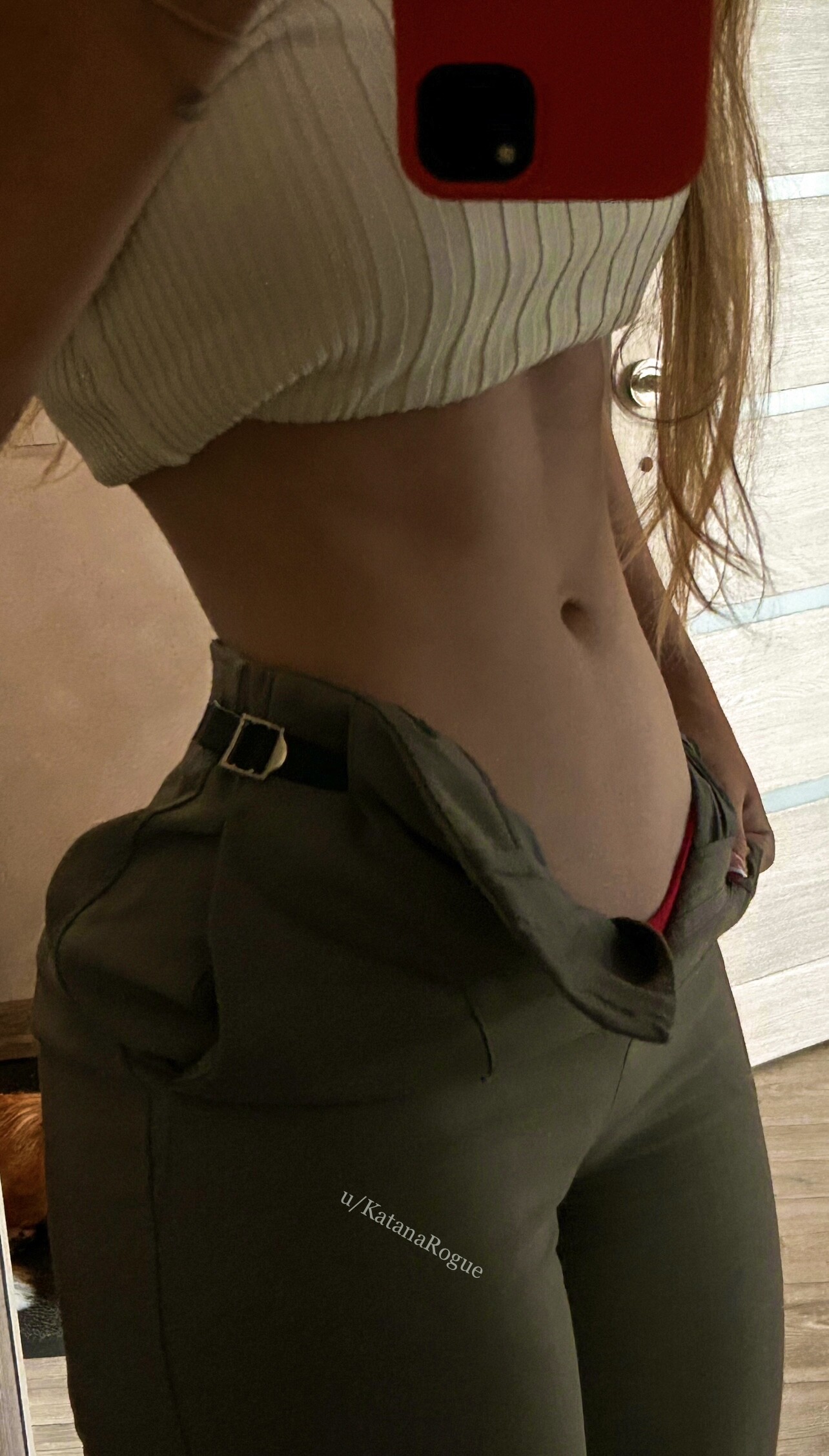 My belly wants to tease you<3 picture 1 of 1