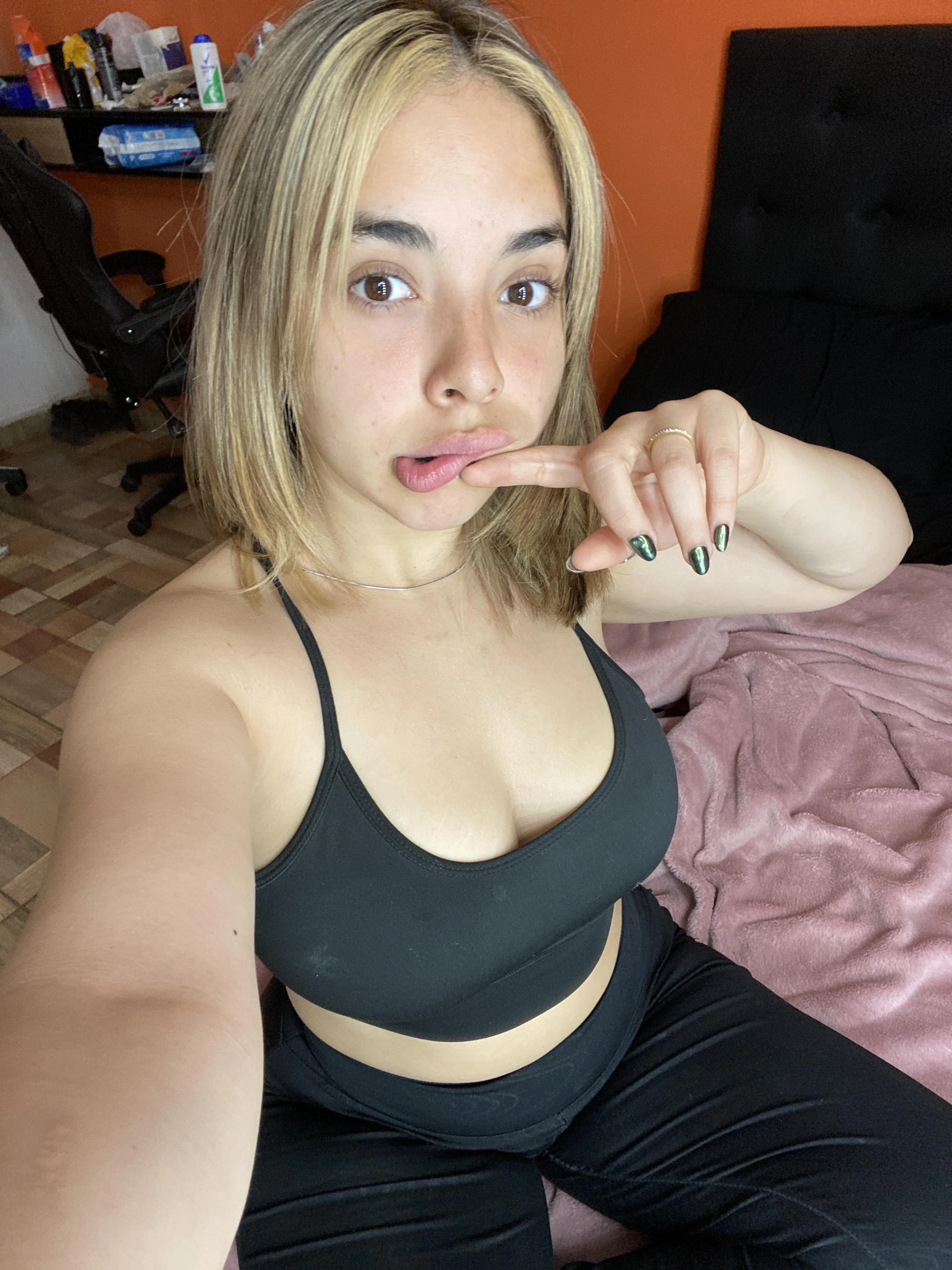 Am i cute enough to get your attention? picture 1 of 1