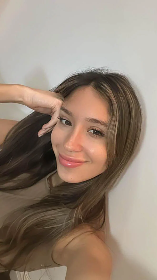 am i sexy and cute? f19 picture 1 of 1