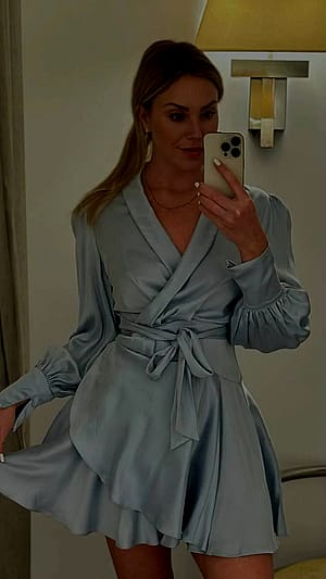 40 but feeling hot, feeling sexy'