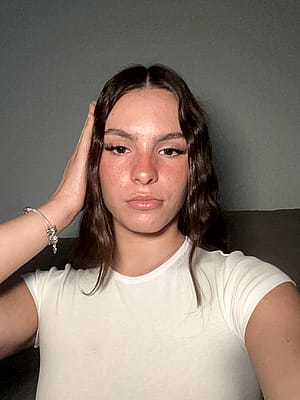 do you think that I'm hot enough for you? F18'