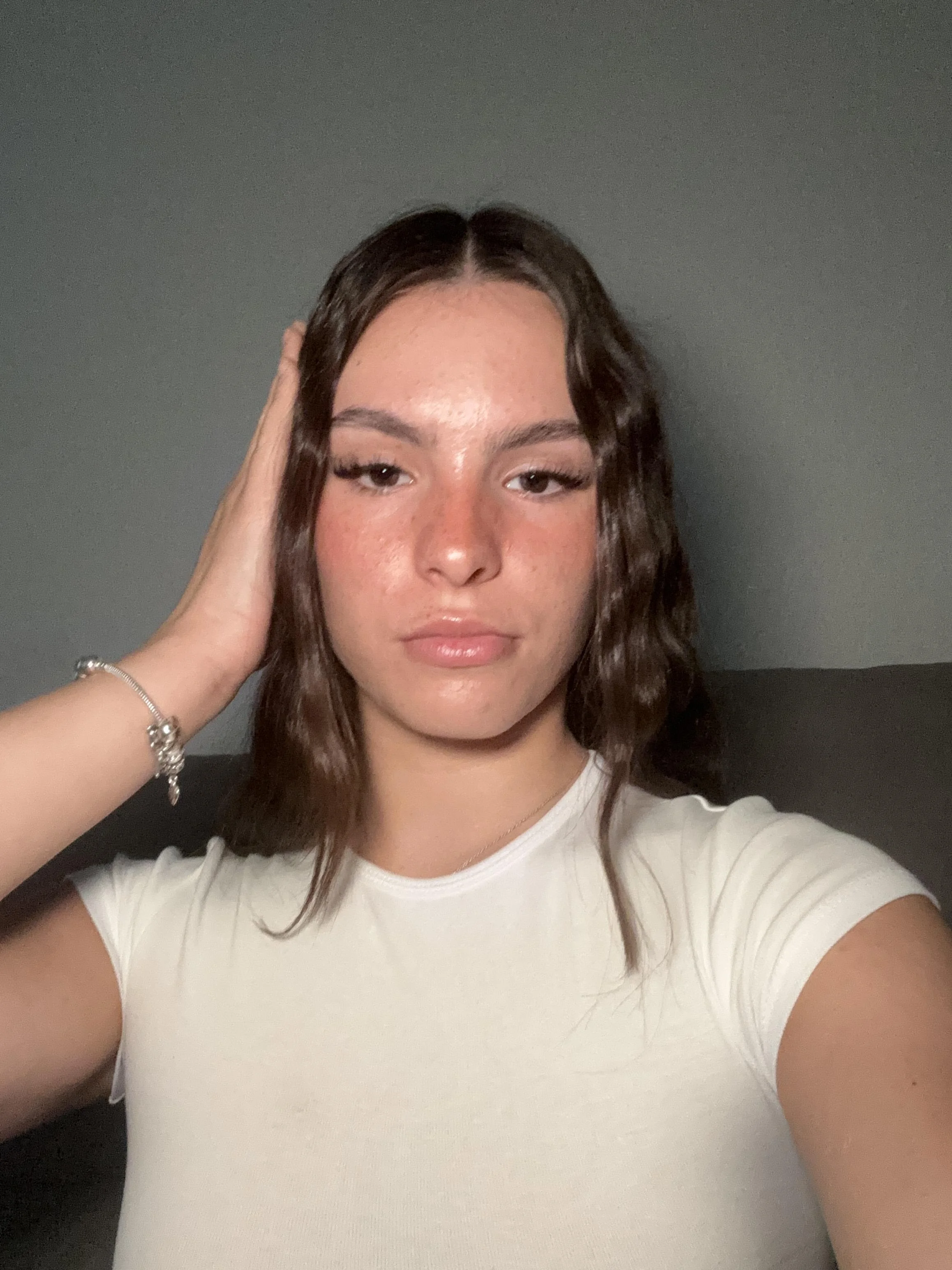 do you think that I'm hot enough for you? F18 picture 1 of 1