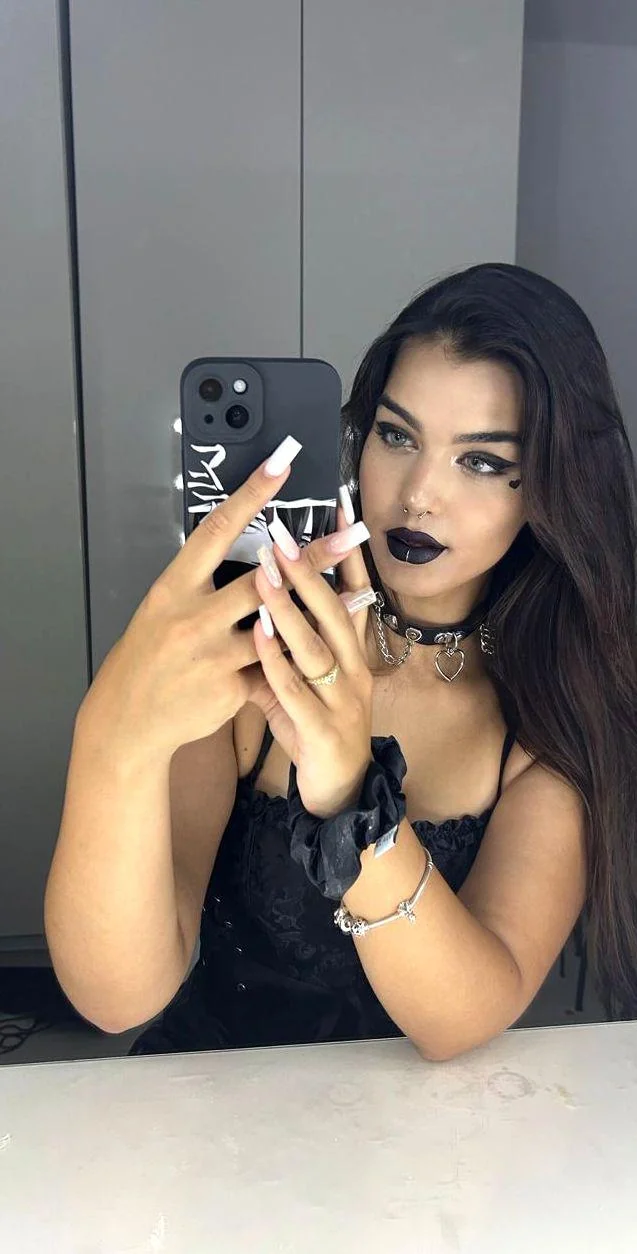 Do i look cute ?^^ picture 1 of 1